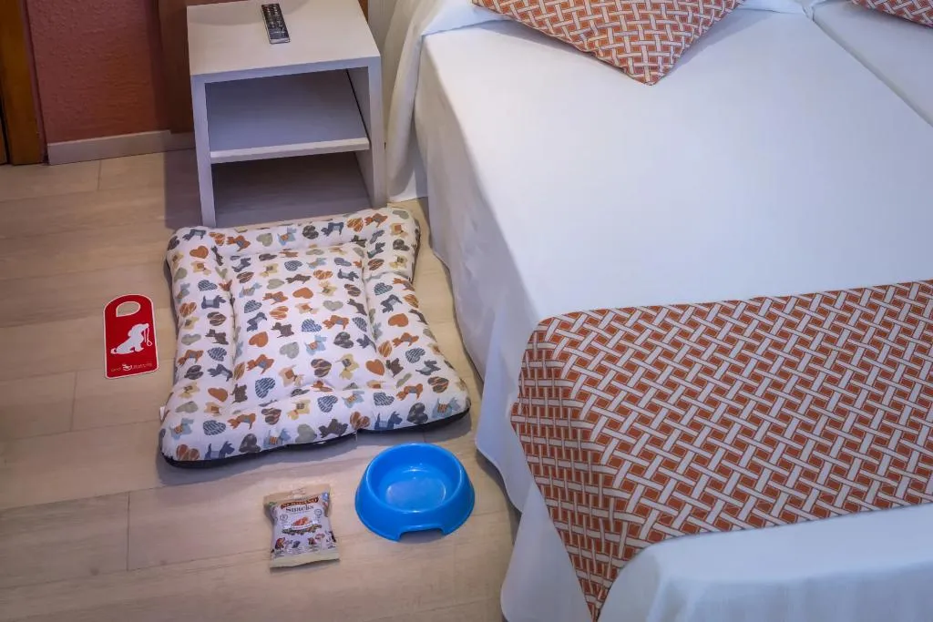 TRIPLE WITH BALCONY Room, GHT Balmes - Apartaments & Splash, Costa Brava