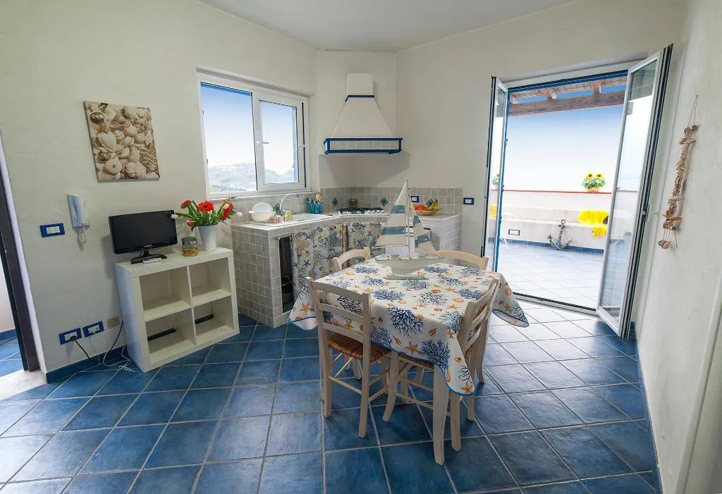 APARTMENT CAPACITY 4 ONE BEDROOM Room, Magico Appartamenti Scafa, Catania