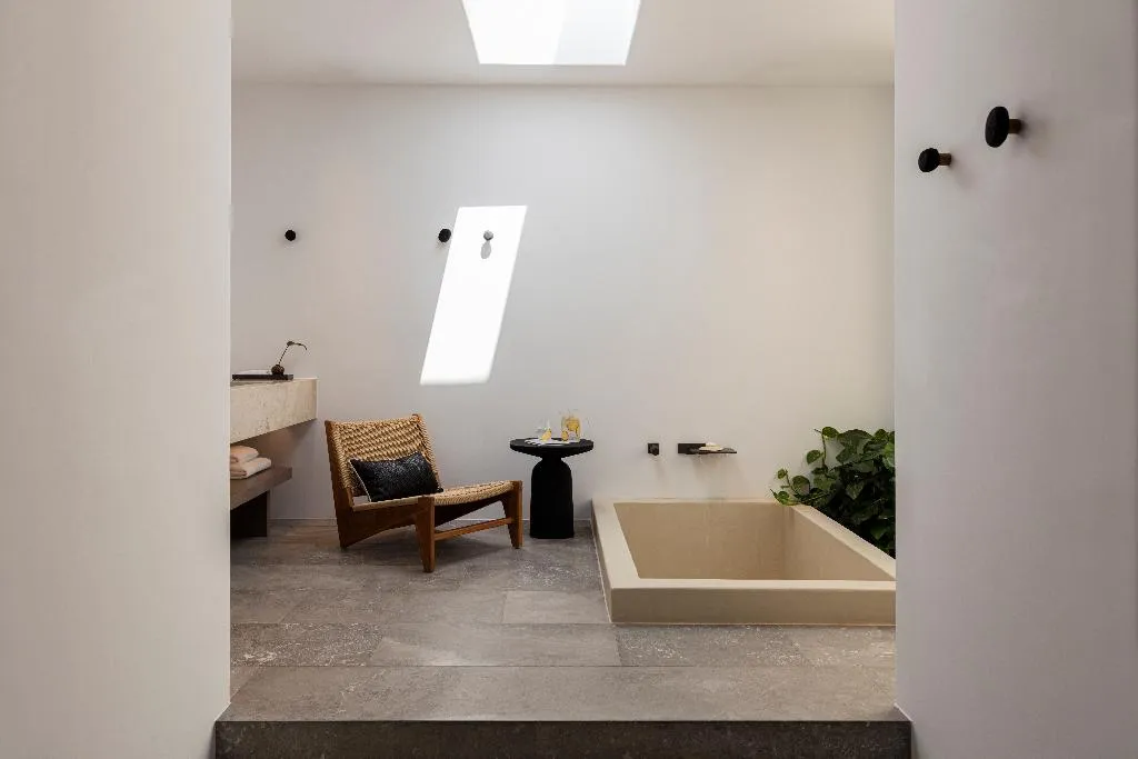 VILLA FIVE BEDROOMS Room, Canaves  Epitome, Santorini