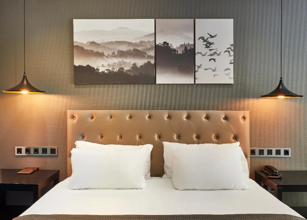 DOUBLE SUPERIOR WITH BALCONY Room, Hotel Cortes Rambla, Barcelona