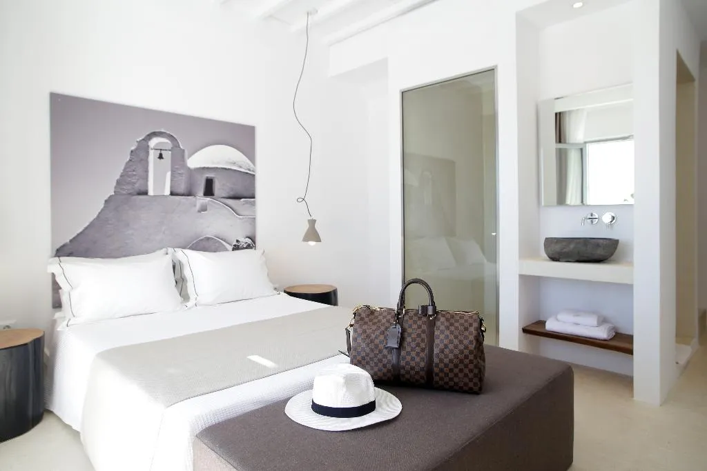 SUITE DELUXE Room, Livin Mykonos Hotel by Mr and Mrs White, Mykonos