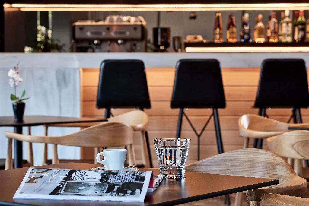 Bar, Candia Hotel, Athens