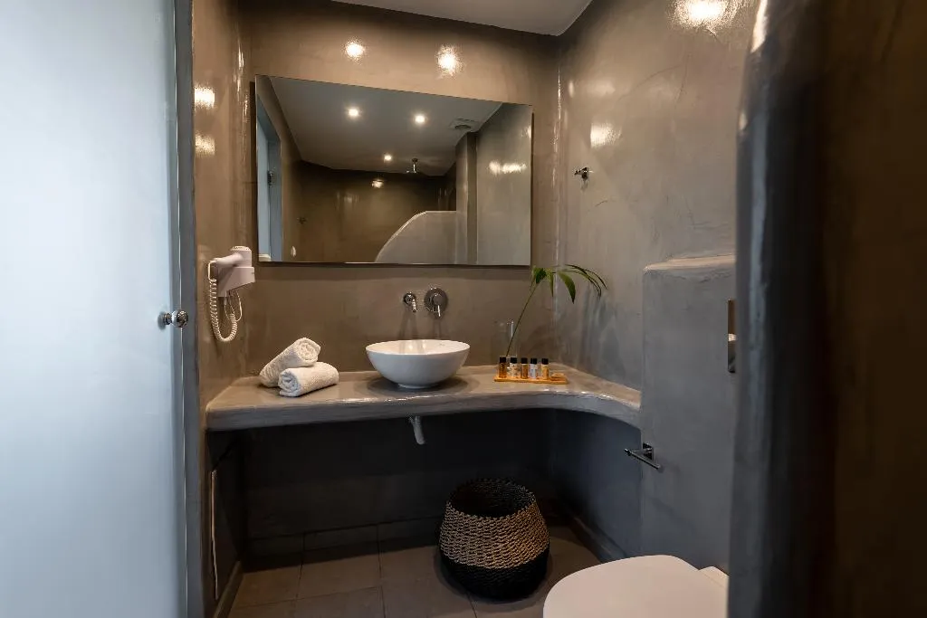 DOUBLE SUPERIOR Room, Kalisperis, Santorini