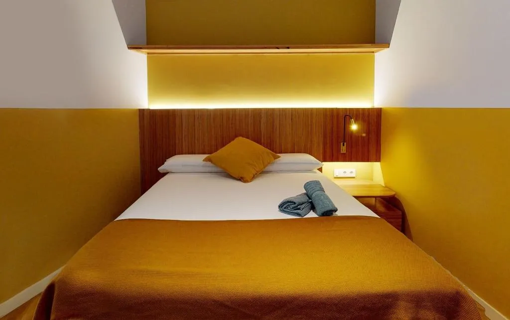 Room, Ola Living Hostal Tetuan, Madrid