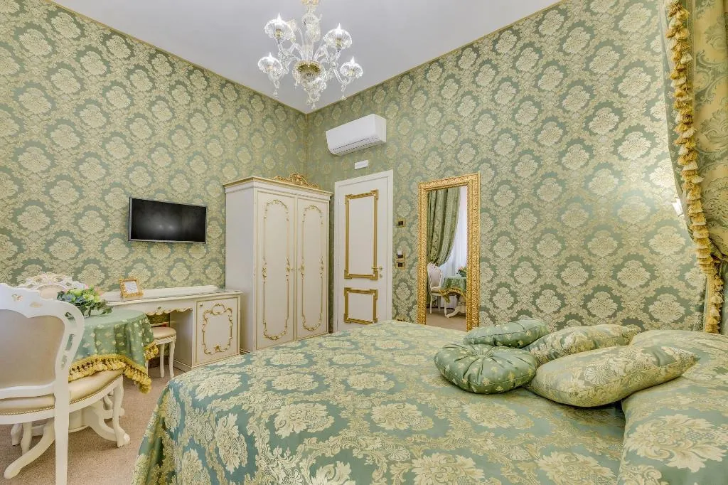 Room, Residenza Veneziana, Venice