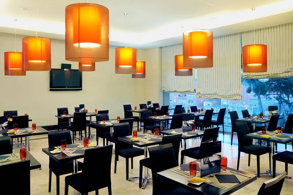 Restaurant, Sercotel Ciutat de Montcada, Barcelona