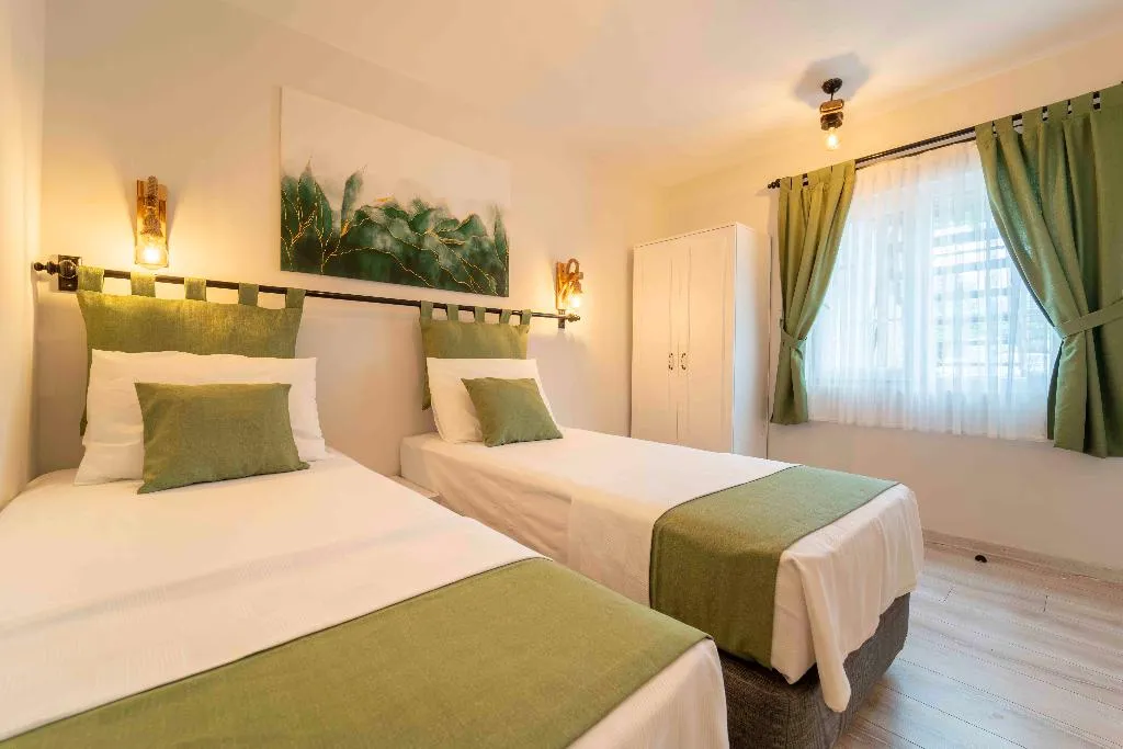 TRIPLE DELUXE Room, Kamkat Hotel, Antalya
