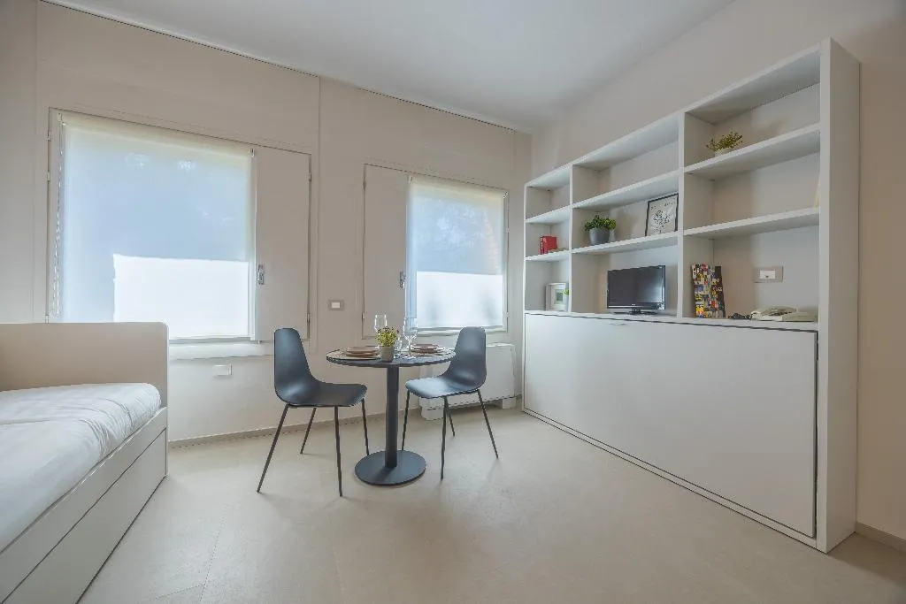 STUDIO SUPERIOR CAPACITY 2 Room, Residence Siloe, Milan