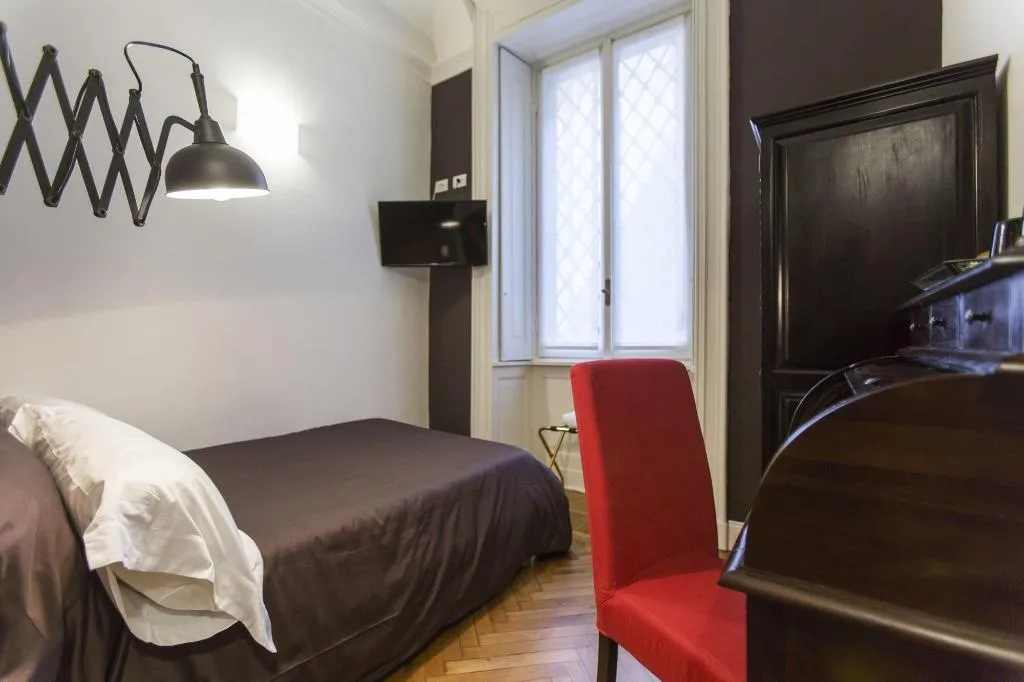 Room, Household - Settembrini 17, Milan