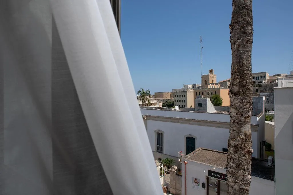 DOUBLE DELUXE ONE BED Room, Albania, Brindisi