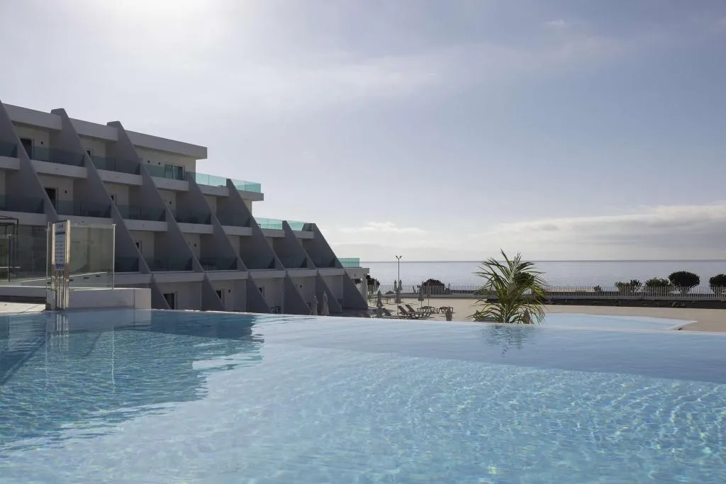 Pool, Radisson Blu Resort Lanzarote, Lanzarote