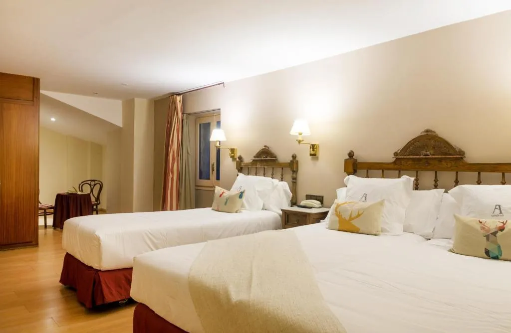 TRIPLE STANDARD Room, Andria, Costa Brava