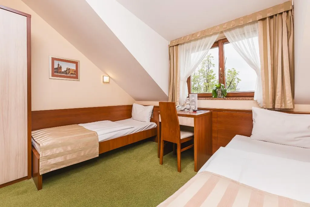 TWIN CAPACITY 1 Room, Domus Mater, Krakow
