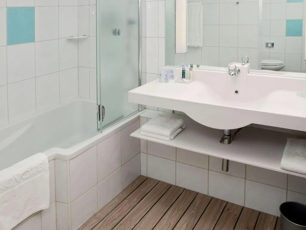DOUBLE WITH DOUBLE BED Room, Novotel Lisboa, Lisbon