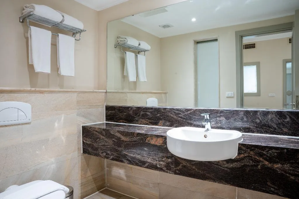 QUADRUPLE TWO BEDROOMS Room, Rivoli Suites, Red Sea Riviera