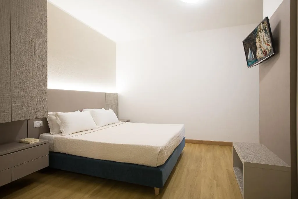 QUADRUPLE ECONOMY Room, Lu' Hotel Porto Pino, Cagliari