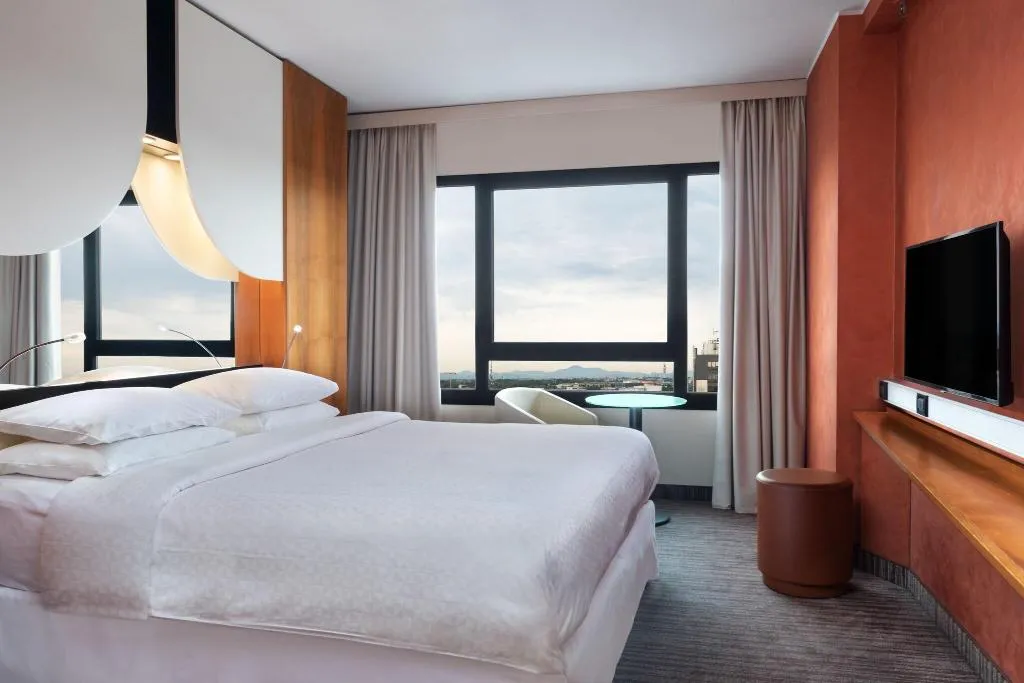 Room, Sheraton Padova Hotel & Conference Center, Venice