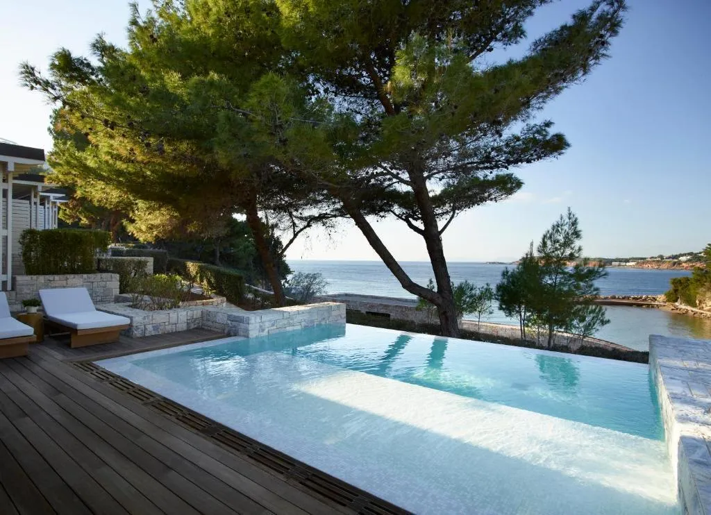 BUNGALOW SEA VIEW Room, Four Seasons Astir Palace Hotel Athens, Athens