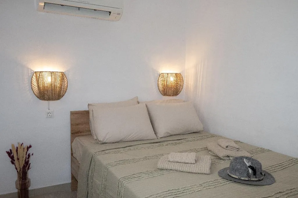 DOUBLE STANDARD Room, Boutique Di Vito, Mykonos
