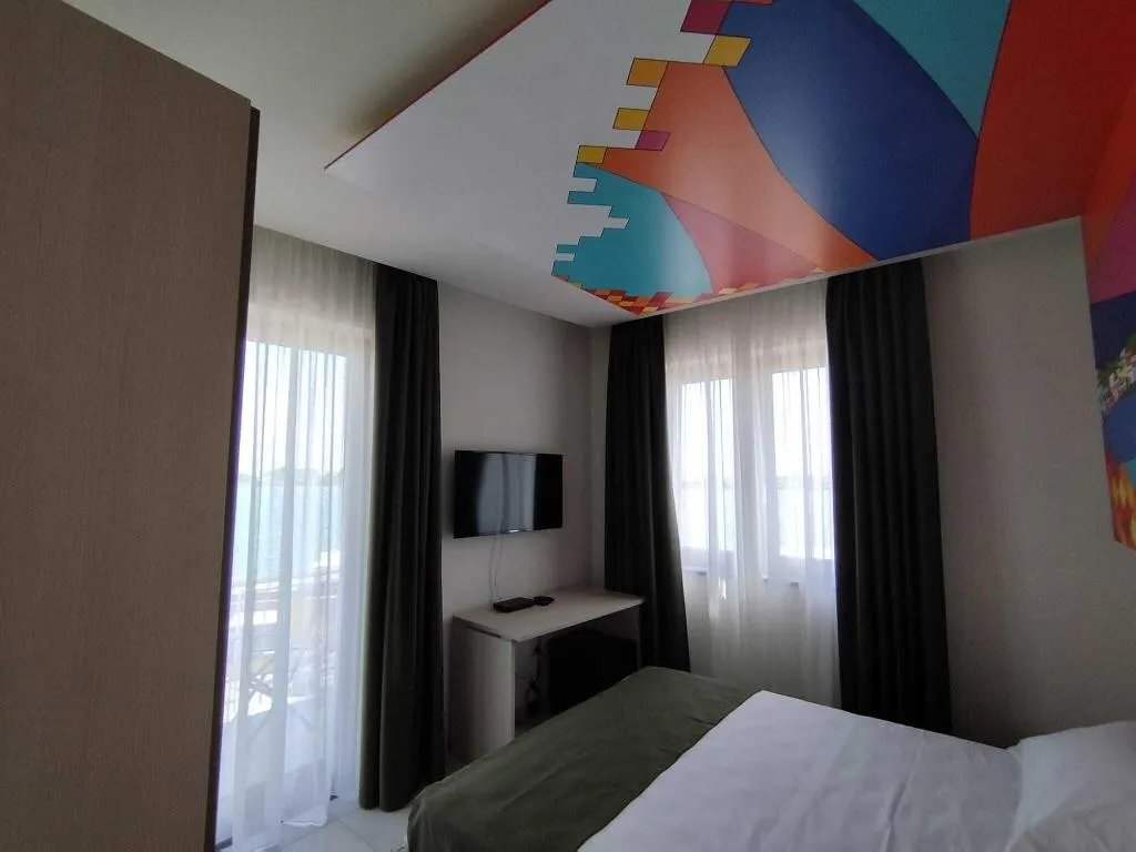Room, Happyrooms, Naples