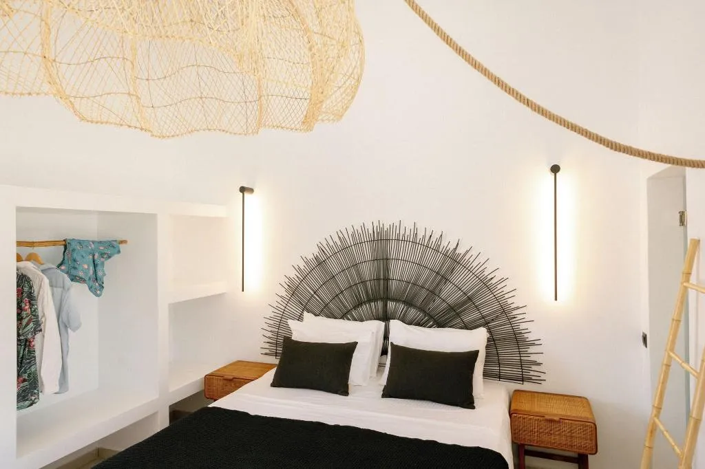 Room, Gazelle Living, Santorini