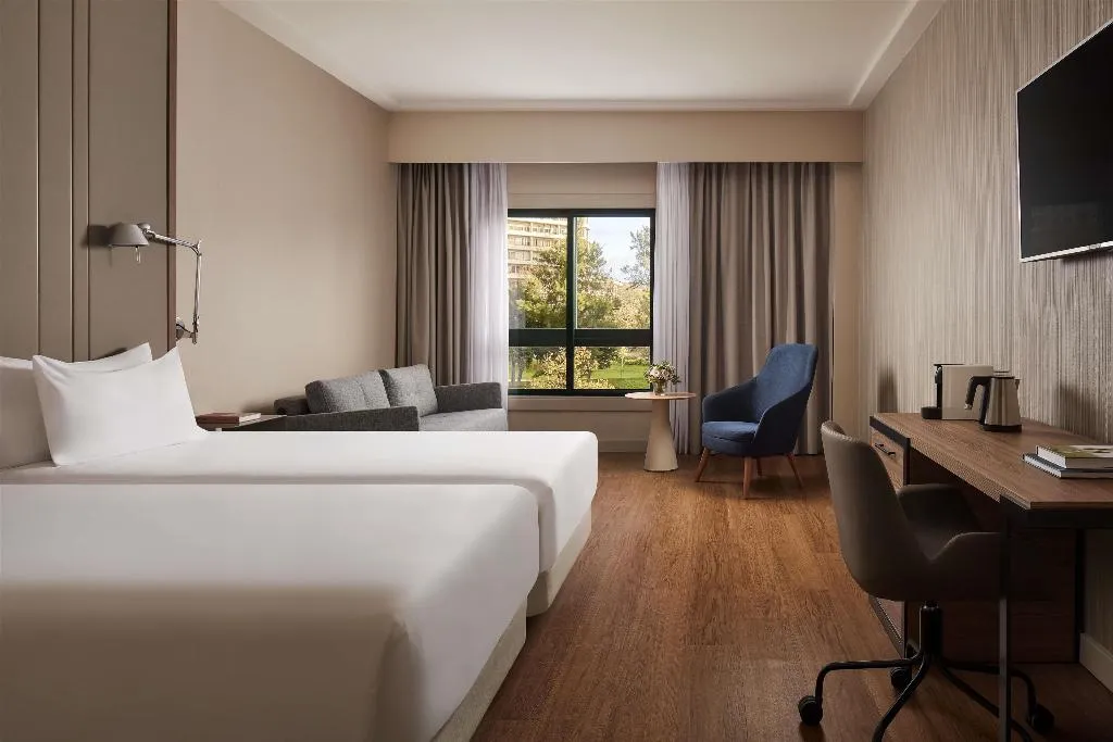 FAMILY ROOM CONNECTING ROOM Room, NH Lisboa Campo Grande, Lisbon
