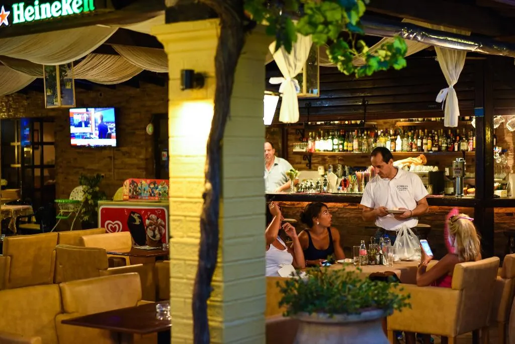 Bar, Ipsos Di Mare Hotel, Corfu