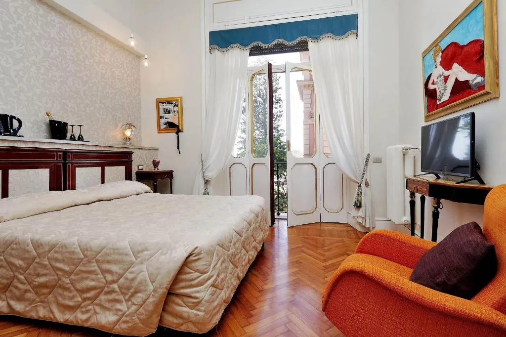 Room, Domus Monamì Luxury Suites, Rome