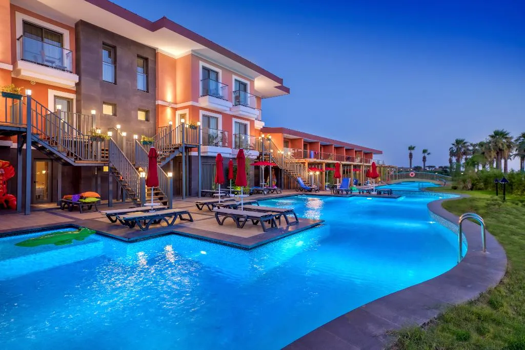 SUITE POOL VIEW Room, Megasaray Club Belek, Antalya