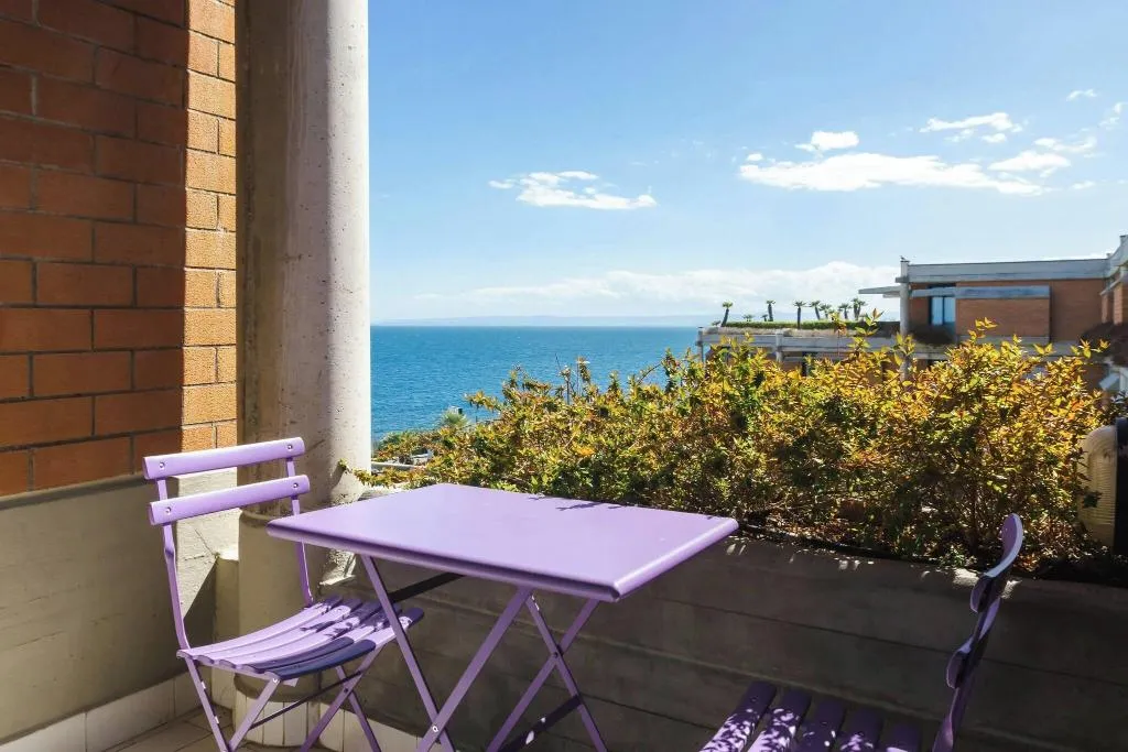 DOUBLE DELUXE SEA VIEW Room, Four Points by Sheraton Catania Hotel & Conference, Catania