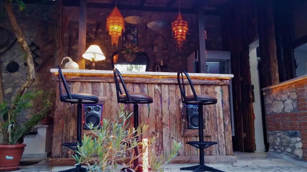 Bar, Garden Palace Hotel, Izmir