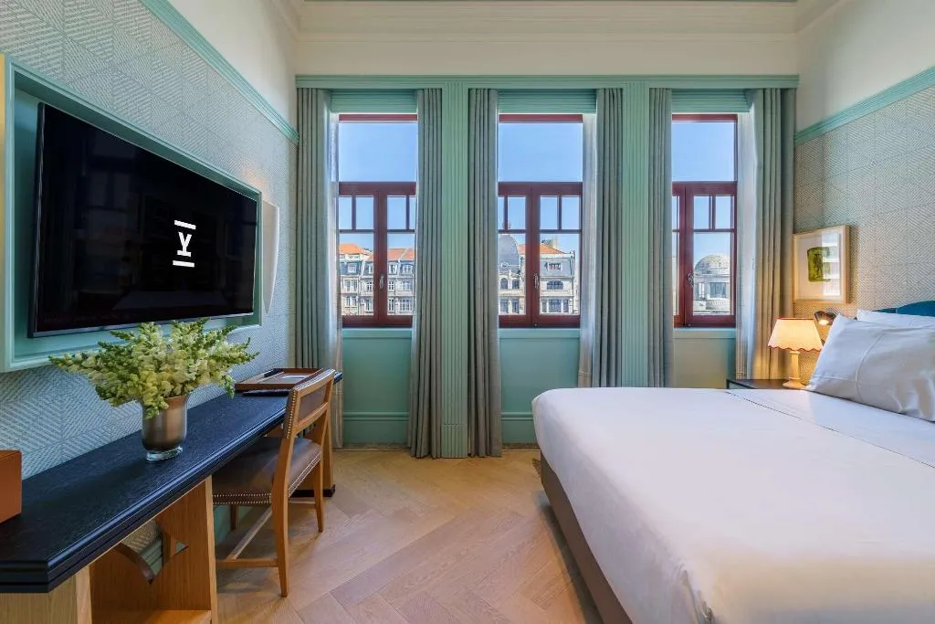SINGLE STANDARD Room, The Editory Boulevard Aliados Hotel, Porto