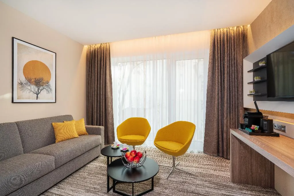 SUITE SUPERIOR WITH DOUBLE BED Room, Hotel CUBE, Prague