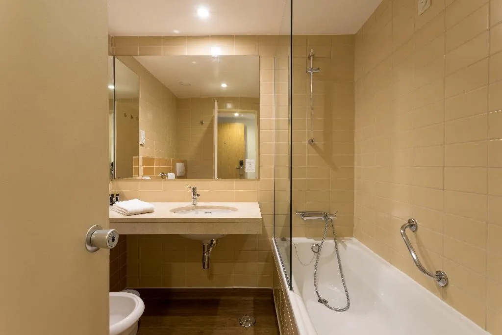 SUITE STANDARD Room, Londres Estoril Hotel, Lisbon