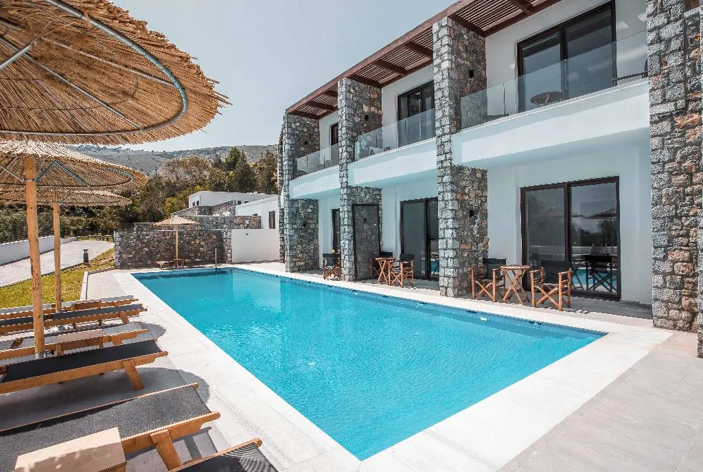 Pool, Terrapietra, Rhodes