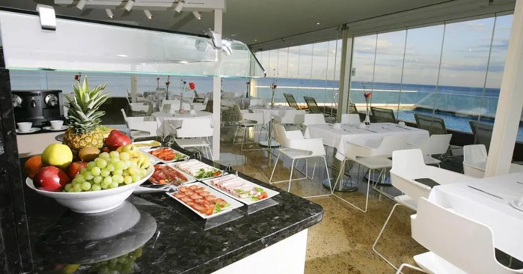 Restaurant, Suit d M correct code to use 3695, Costa Blanca