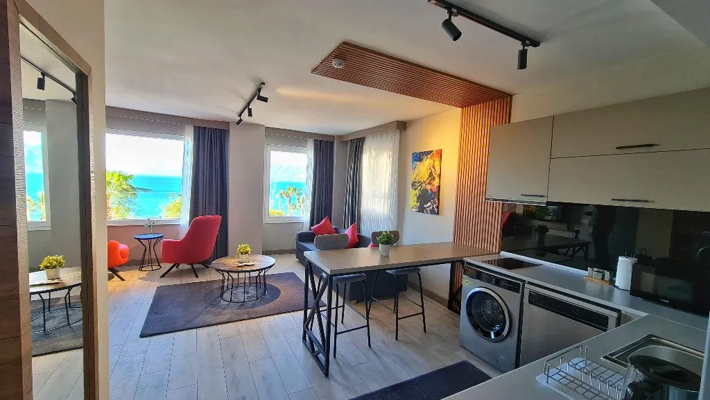 SUITE SUPERIOR SIDE SEA VIEW Room, Letstay Panorama Suites, Antalya