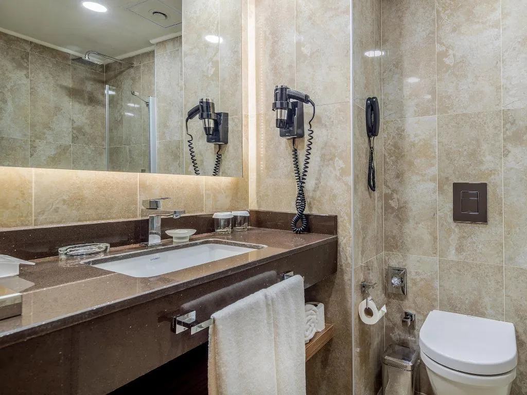 TWIN SEA VIEW Room, Holiday Inn Antalya Lara, Antalya
