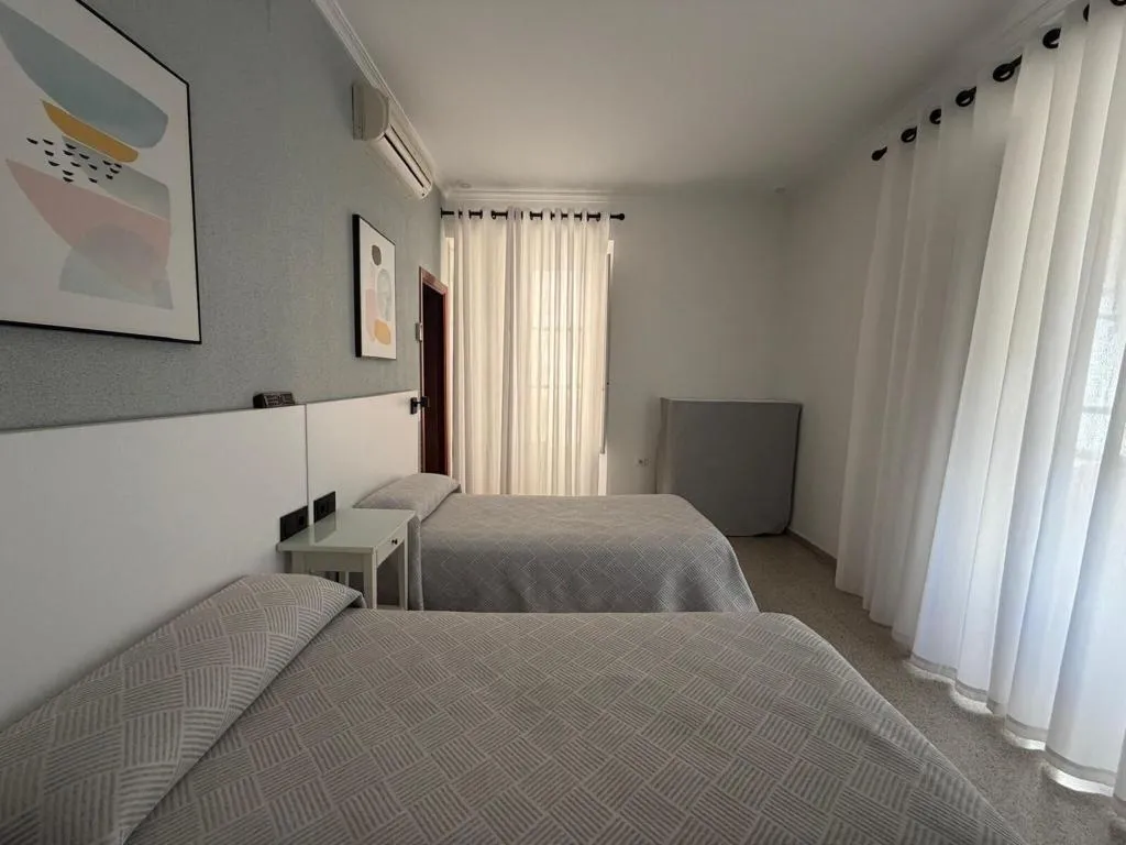 TRIPLE STANDARD Room, Hostal Bahía, Costa De La Luz