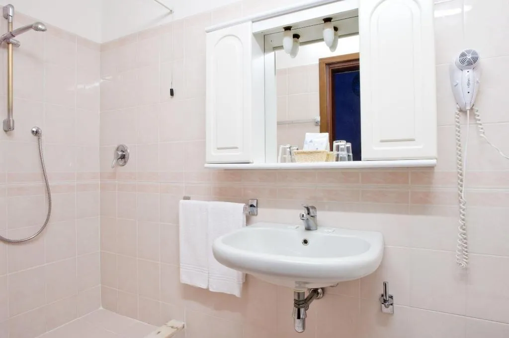SINGLE STANDARD Room, Hotel Alessandra, Florence