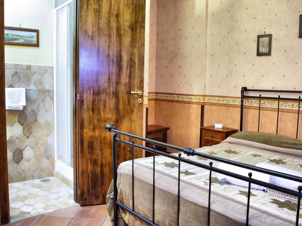 Room, Dependance, Naples