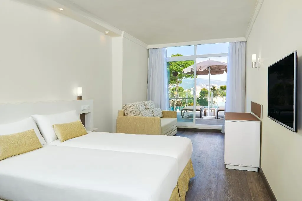 DOUBLE POOL VIEW Room, Sol Barbados, Majorca