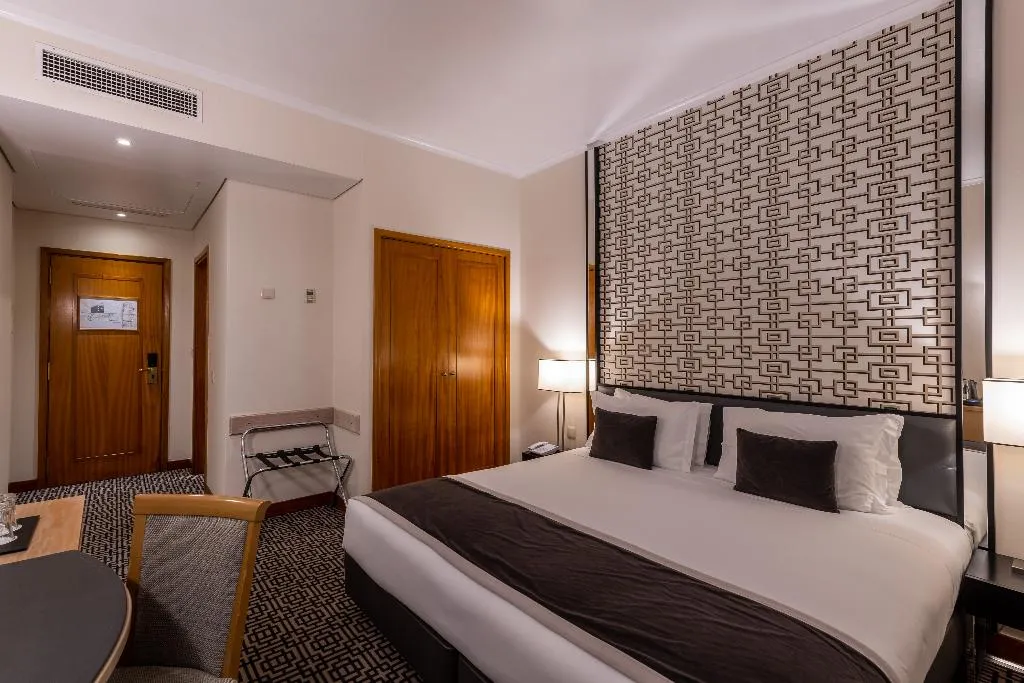 Room SUPERIOR WITH VIEWS Room, Mundial, Lisbon