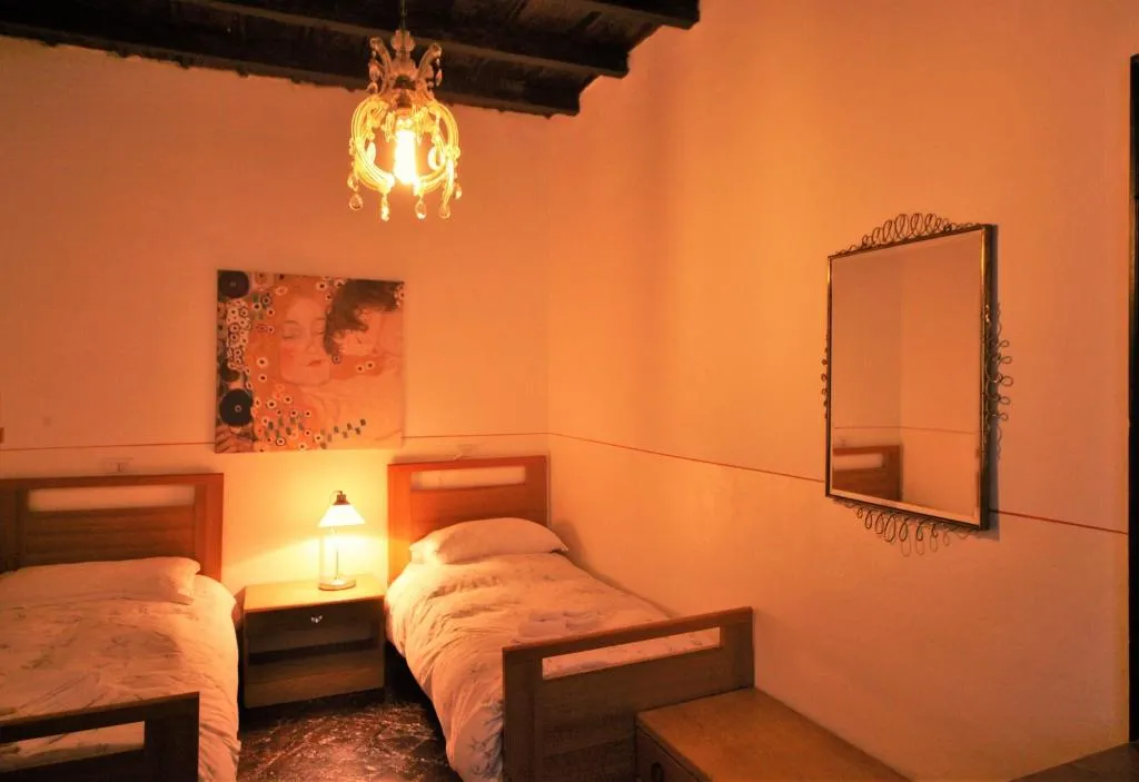 Room, Antica Corte Milanese, Milan