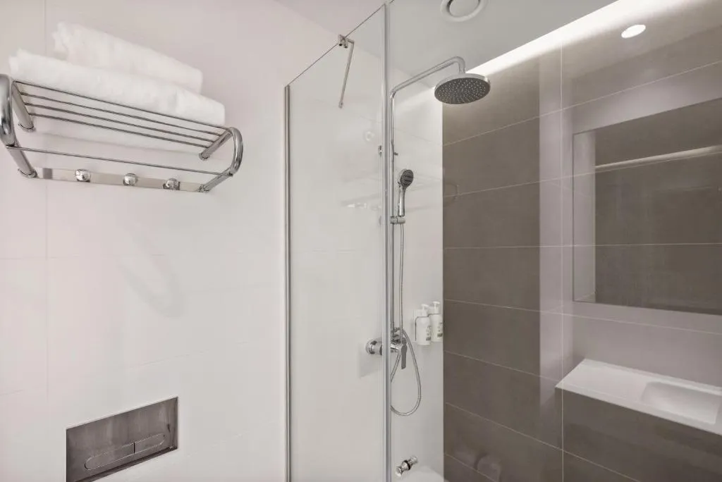 DOUBLE STANDARD Room, B&B Hotel Porto Centro Massarelos, Porto