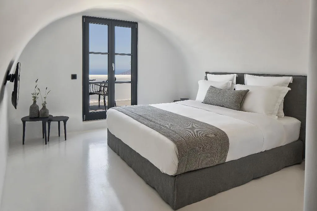 SUITE SEA VIEW HONEYMOON Room, Pantheon Villas, Santorini