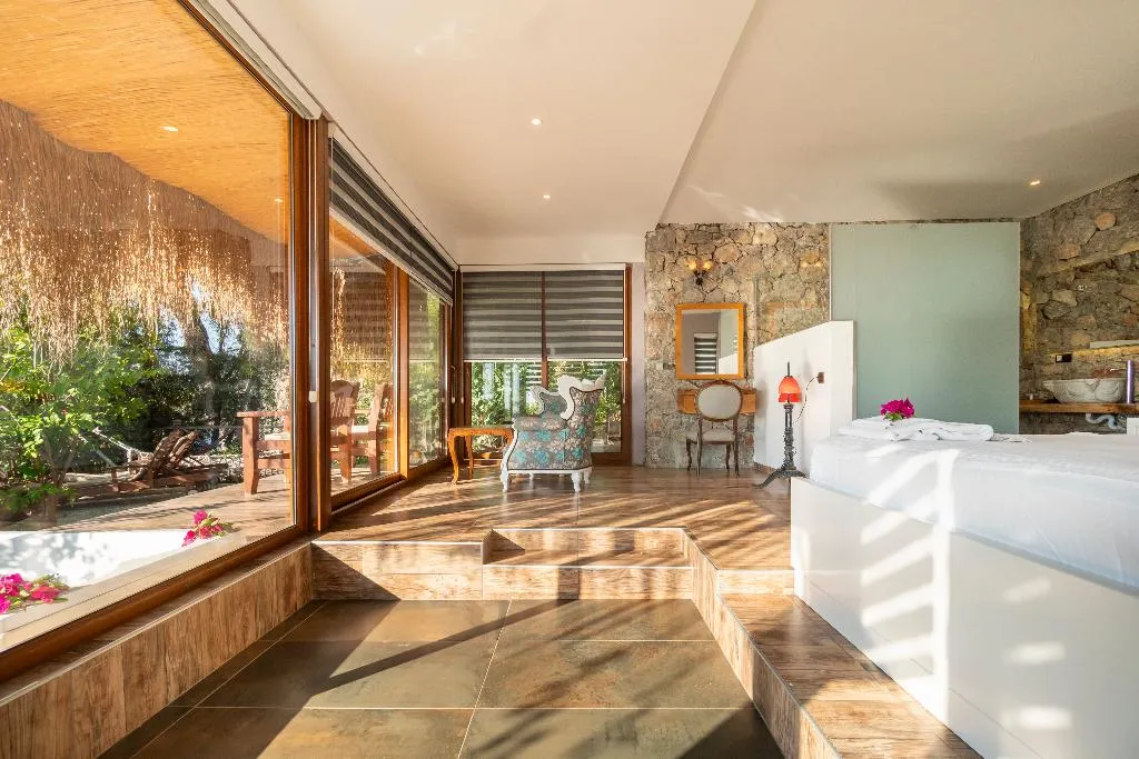 SUITE DELUXE SEA VIEW WITH BALCONY Room, Zakros hotel lykia, Dalaman