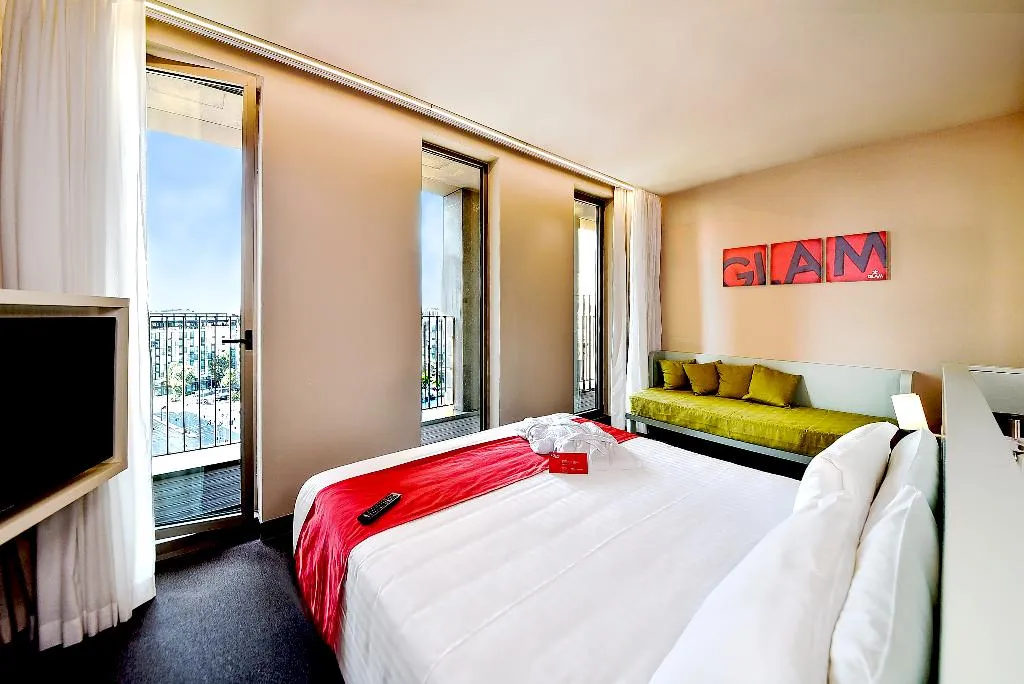 TRIPLE SUPERIOR CITY VIEW Room, Glam Milano, Milan
