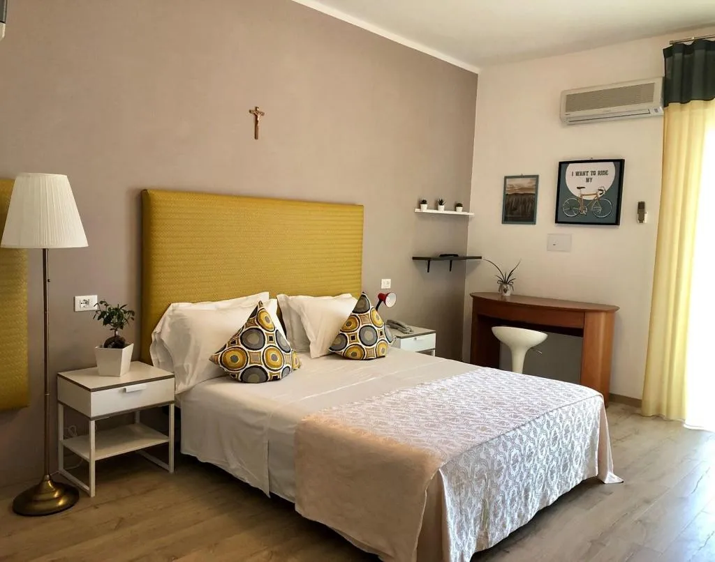 Room, Hotel Vienna, Venice