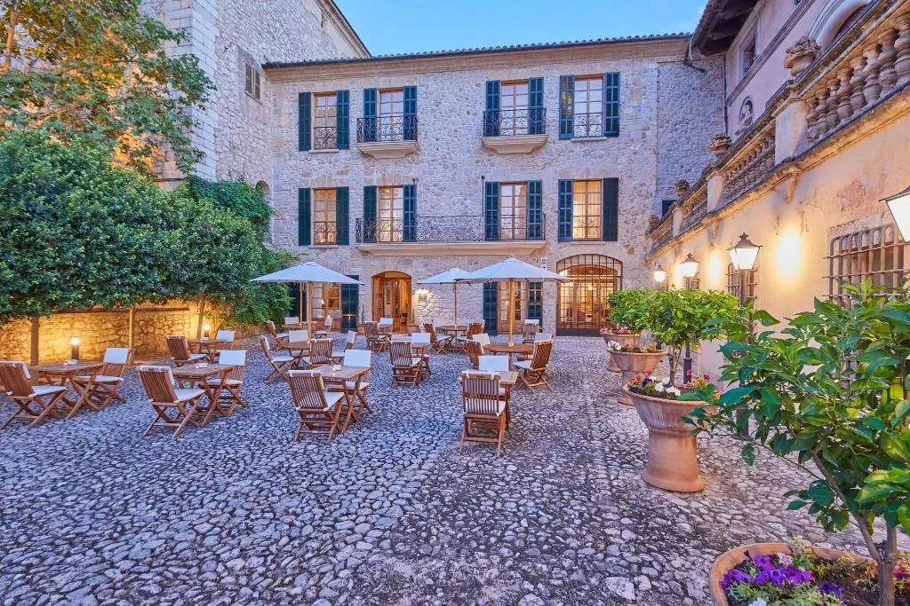Terrace, Cas Comte Petit Hotel & Spa, Majorca
